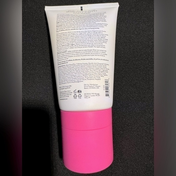 Drunk Elephant T.L.C. Happi Scalp Scrub
180 ml 6 fl oz PH 3.7 10% AHA BHA Blend - Picture 3 of 13